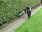 Finn leert Boaz stoute dingen!